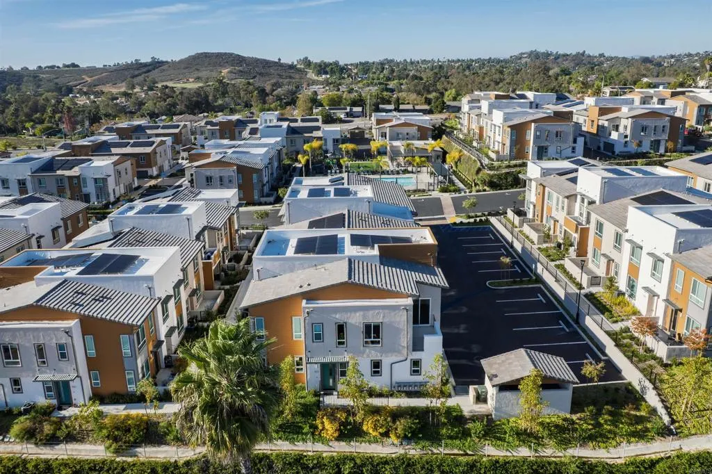 Additional image 28 of 953 Radcliffe Trail, Vista, CA 92081