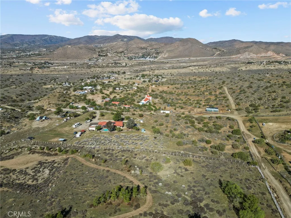 Additional image 103 of 902 Searchlight Ranch Rd, Acton, CA 93510