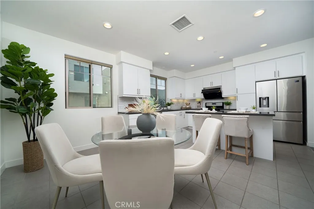 Additional image 31 of 217 Magnet, Irvine, CA 92618