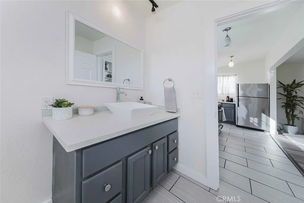 Additional image 15 of 5506 Smiley Drive, Los Angeles, CA 90016