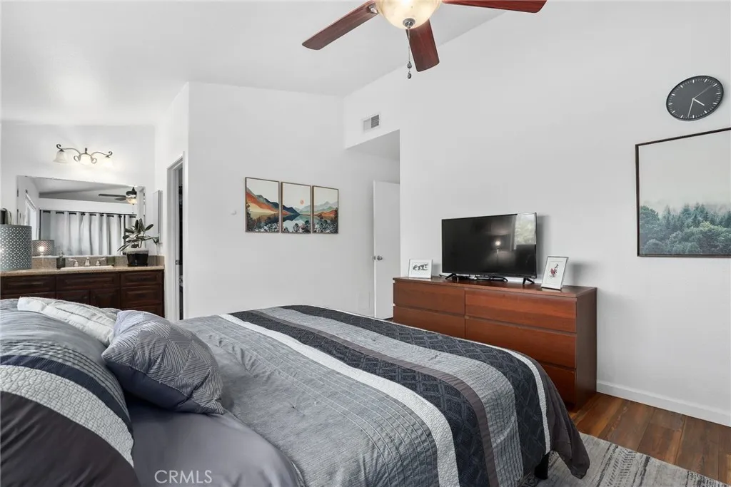 Additional image 14 of 27819 Sumner Ave, Saugus, CA 91350