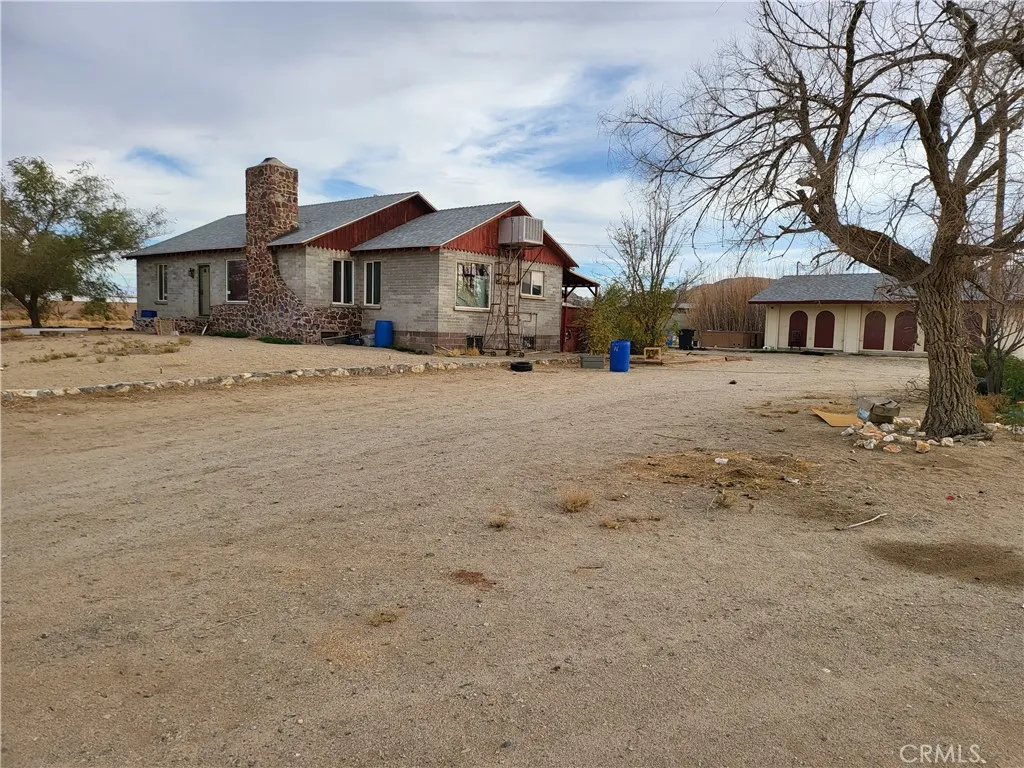 Additional image 2 of 19859 Anahola Rd, Helendale, CA 92342