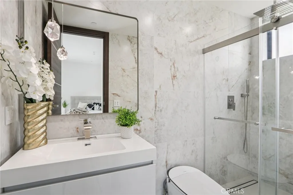 Additional image 102 of 2227 N Lamer Street, Burbank, CA 91504