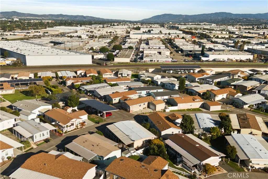 Additional image 72 of 39 Pine Via Avenue, Anaheim, CA 92801