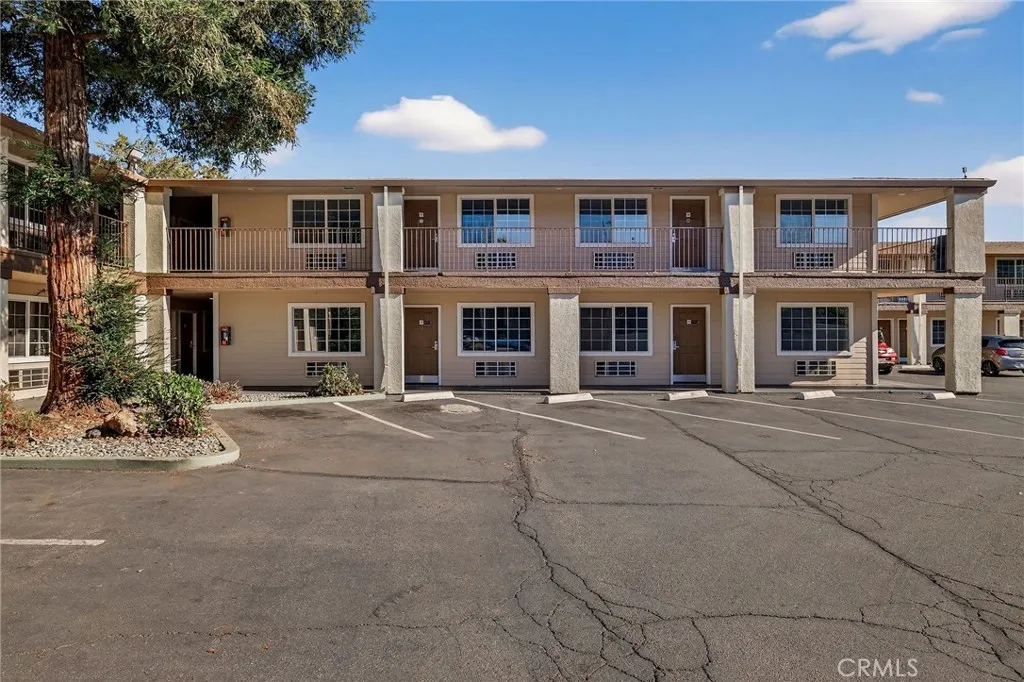 Additional image 4 of 725 Broadway St, Chico, CA 95928