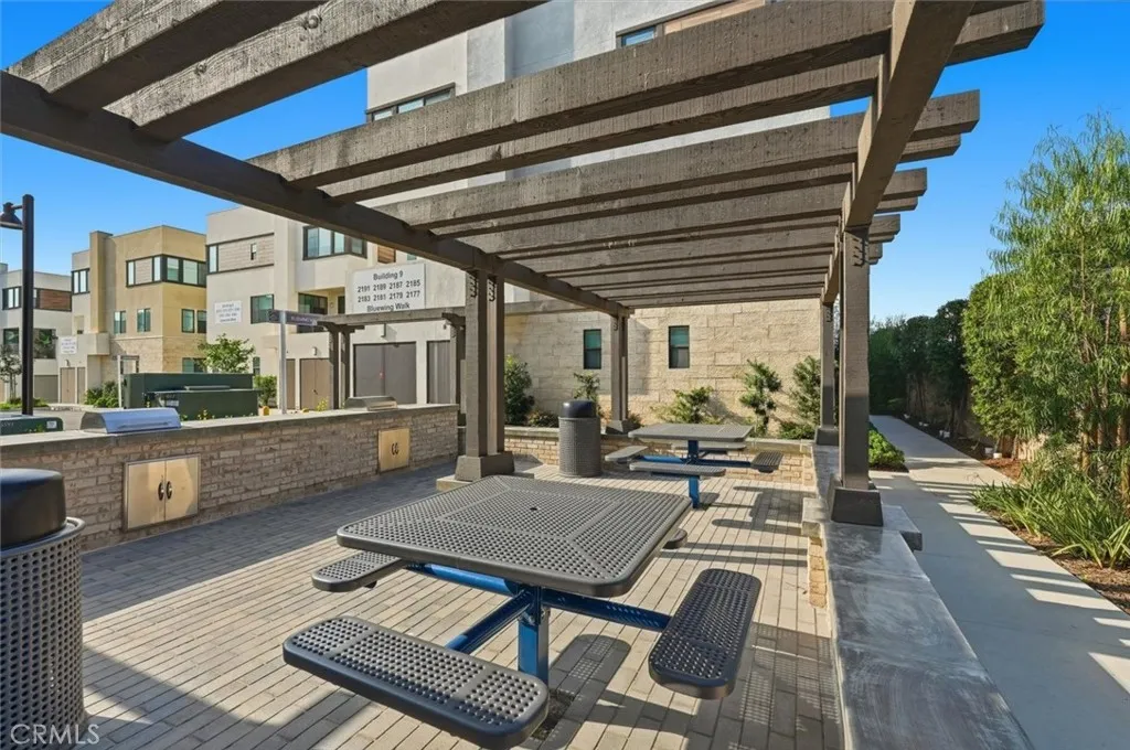 Additional image 114 of 2144 Swallowtail Walk, Gardena, CA 90249