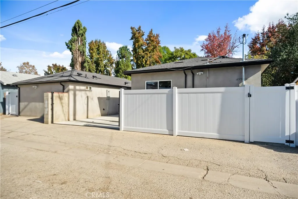 Additional image 149 of 6935 Jellico Avenue, Lake Balboa, CA 91406