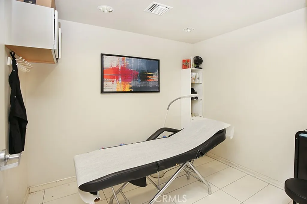 Additional image 17 of 919 S Central Ave Unit E, Glendale, CA 91204