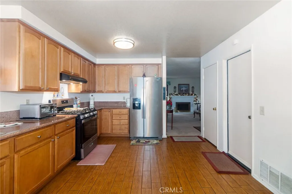 Additional image 9 of 2074 Valleywood Street, Colton, CA 92324