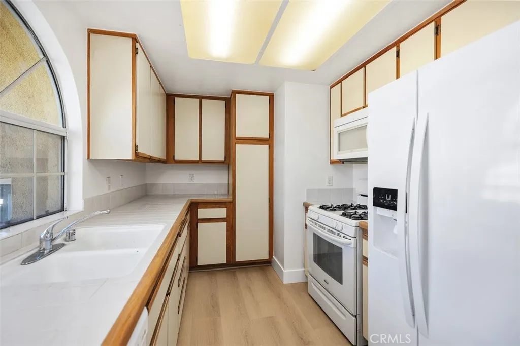 Additional image 40 of 89 Alberti Aisle, Irvine, CA 92614