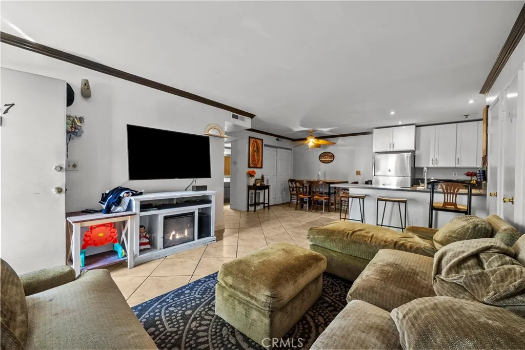 Additional image 3 of 25031 Peachland Ave Unit 167, Newhall, CA 91321