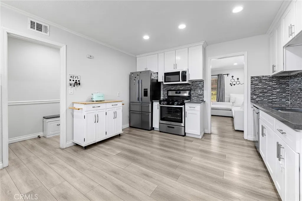 Additional image 38 of 21127 E Cypress Street, Covina, CA 91724