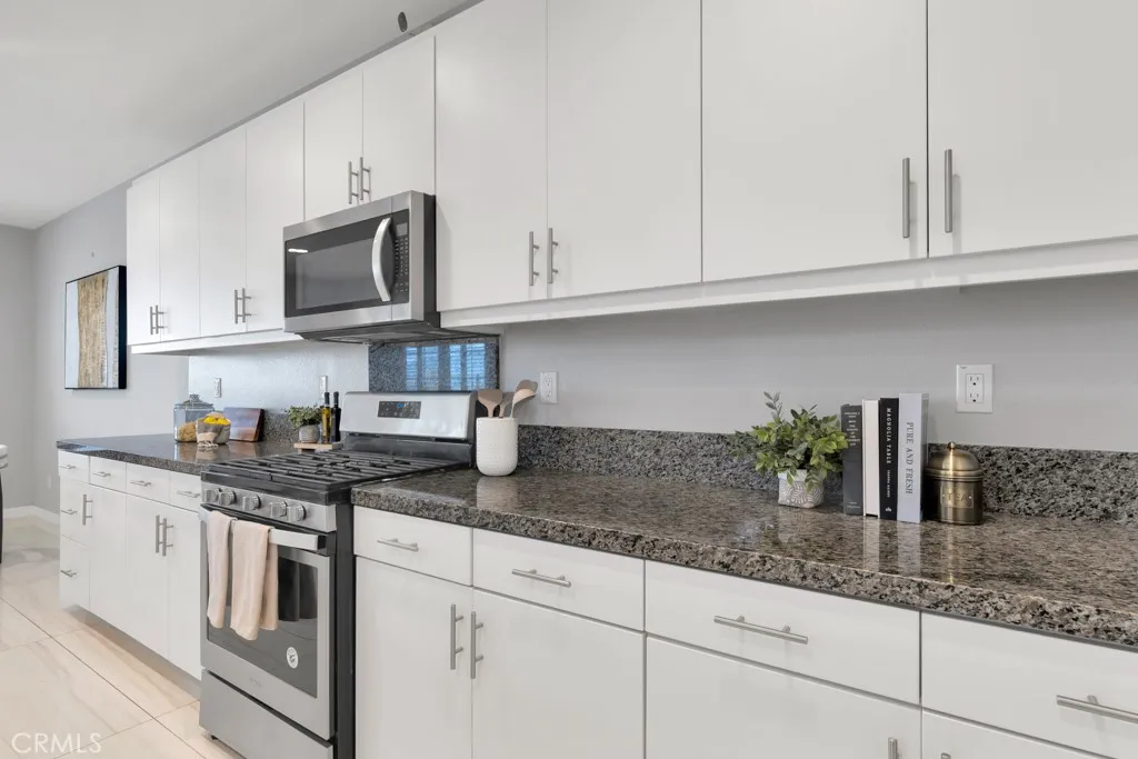 Additional image 14 of 18348 Cachet Way, Canyon Country, CA 91350