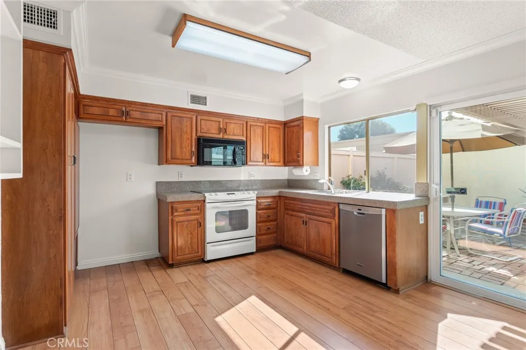 Additional image 71 of 9824 Via Sonoma, Cypress, CA 90630