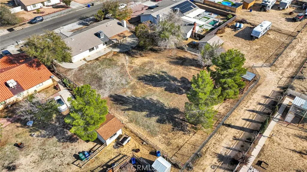 Additional image 43 of 18037 Mondamon Rd, Apple Valley, CA 92307