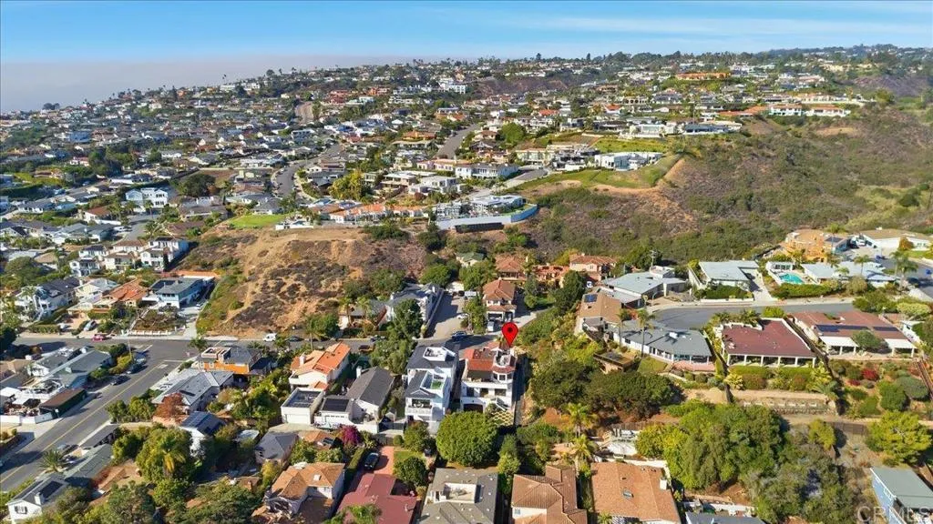 Additional image 60 of 1045 Van Nuys Street, San Diego, CA 92109