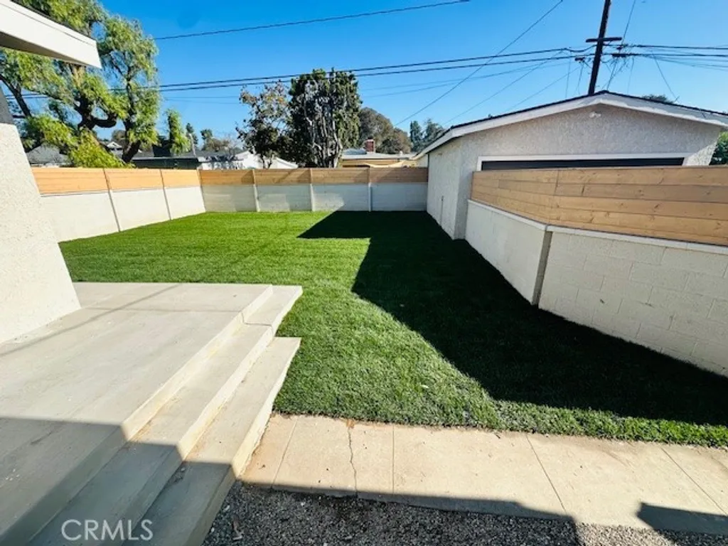 Additional image 31 of 2440 Ostrom Ave, Long Beach, CA 90815