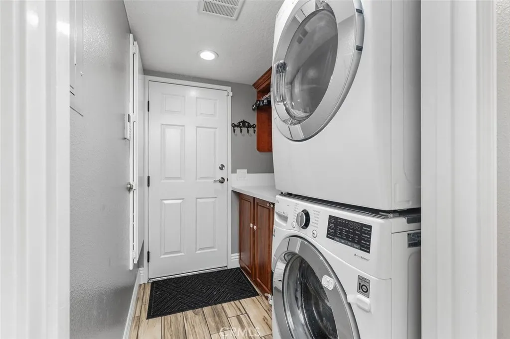 Additional image 38 of 510 S Hollydale Ln, Anaheim Hills, CA 92808