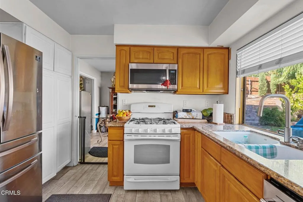 Additional image 61 of 16833 Nearview Dr, Canyon Country, CA 91387