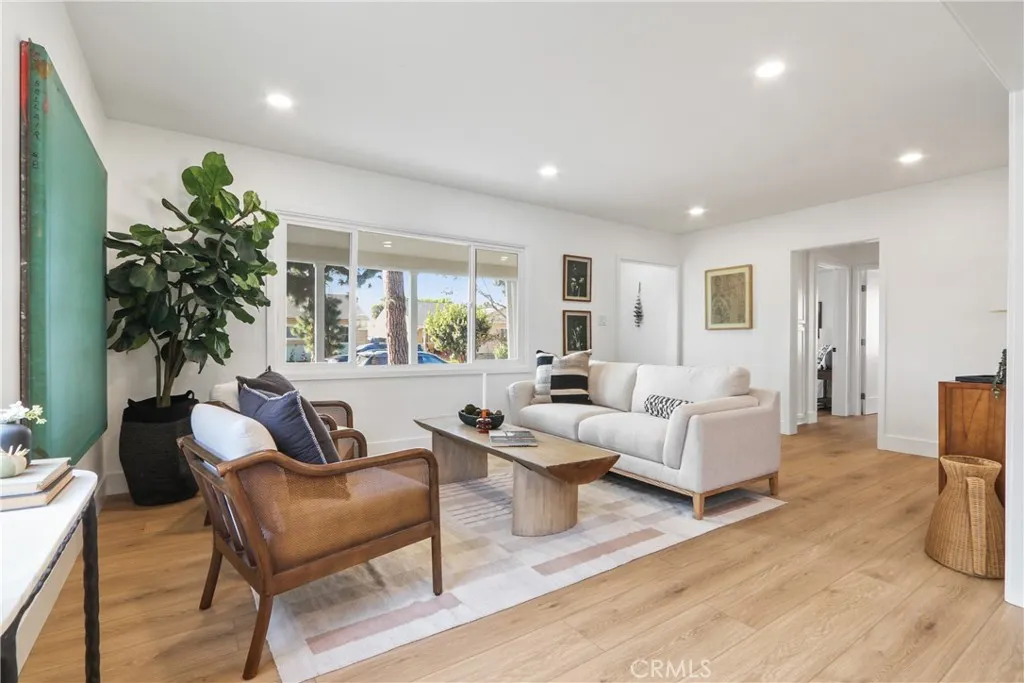 Additional image 8 of 3842 Knoxville Ave, Long Beach, CA 90808