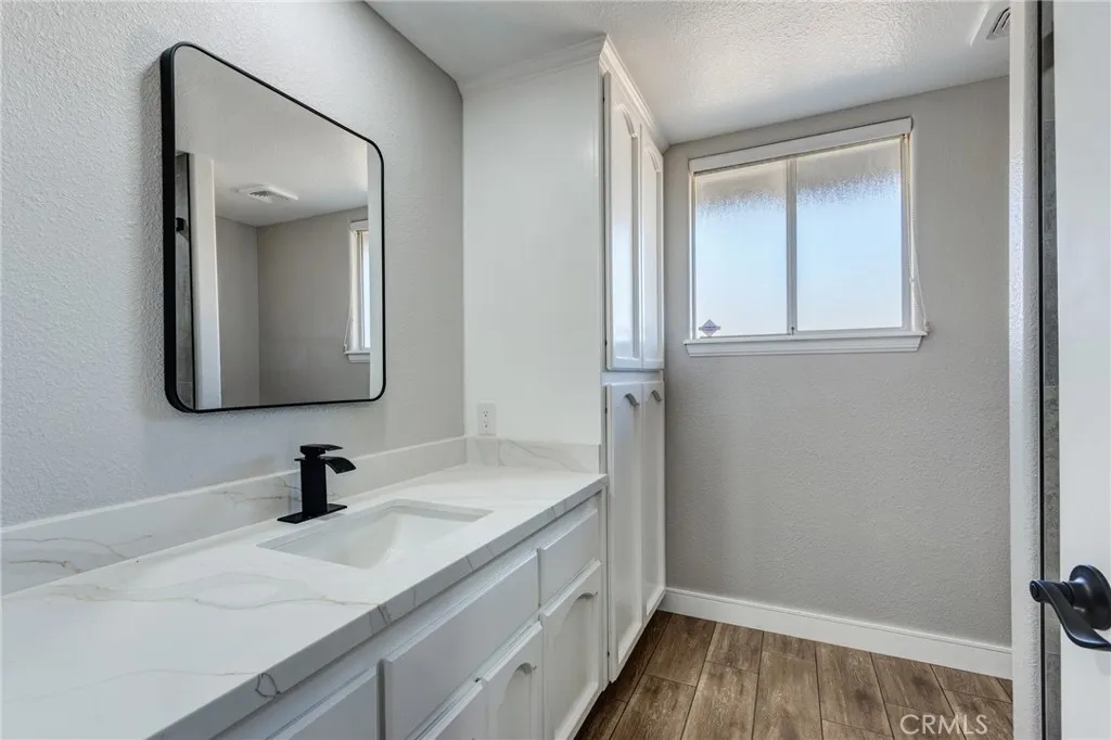 Additional image 94 of 10731 Anaconda Avenue, Oak Hills, CA 92344