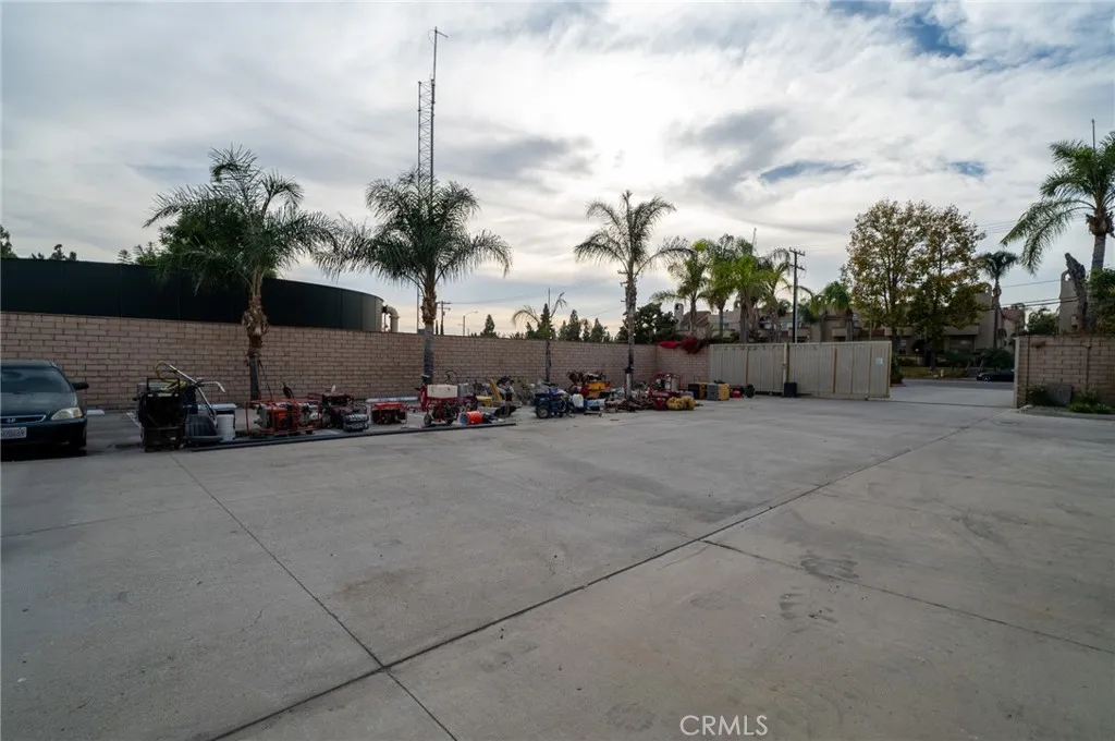 Additional image 47 of 2023 S Bon View Avenue, Ontario, CA 91761