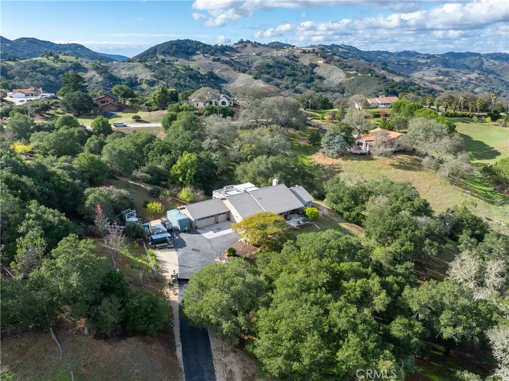 Property image for 10844 Vista Rd, Atascadero, CA 93422