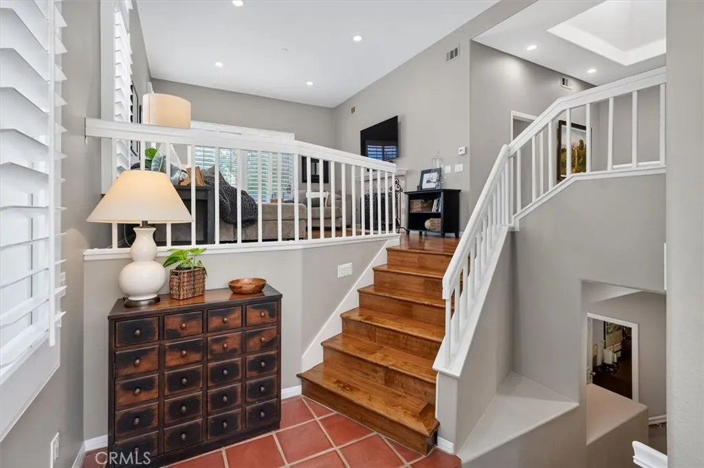 Additional image 4 of 24402 Hampton Drive Unit B, Valencia, CA 91355