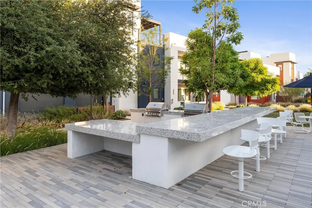 Additional image 114 of 419 Transport, Tustin, CA 92782