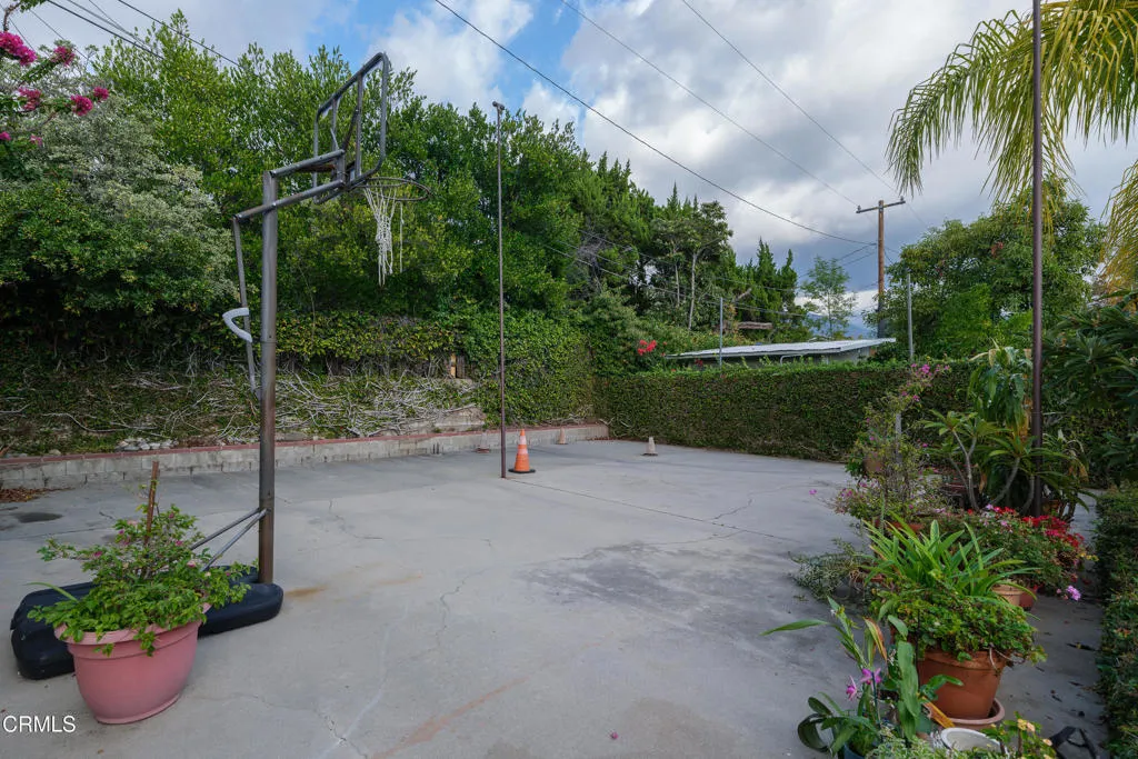 Additional image 126 of 941 Chehalem Road, La Canada Flintridge, CA 91011