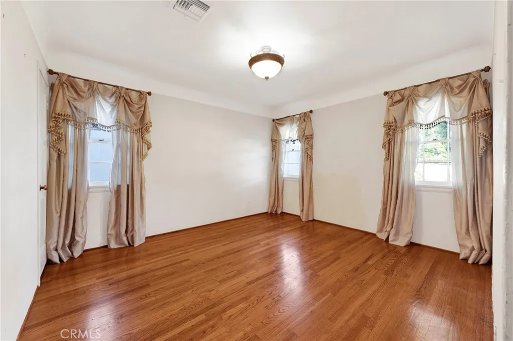 Additional image 14 of 1605 Santa Rosa Ave, Glendale, CA 91208