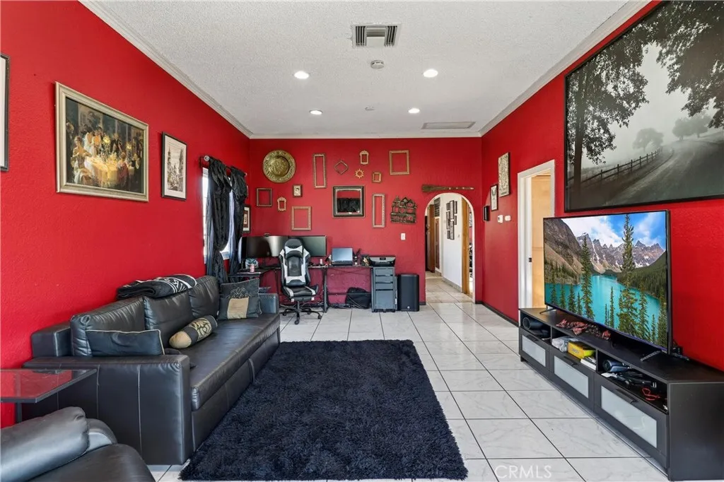 Additional image 36 of 606 N Park Ave, Pomona, CA 91768