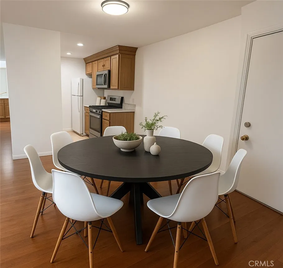 Additional image 30 of 5460 White Oak Avenue Unit J206, Encino, CA 91316