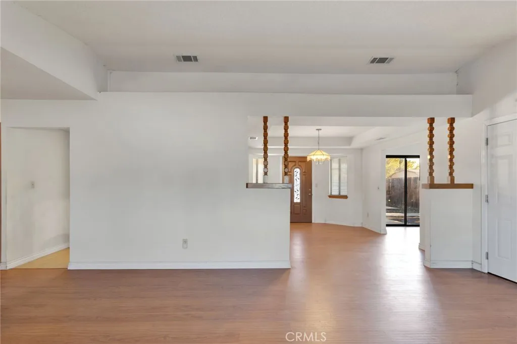 Additional image 11 of 15457 Washoan Rd, Apple Valley, CA 92307