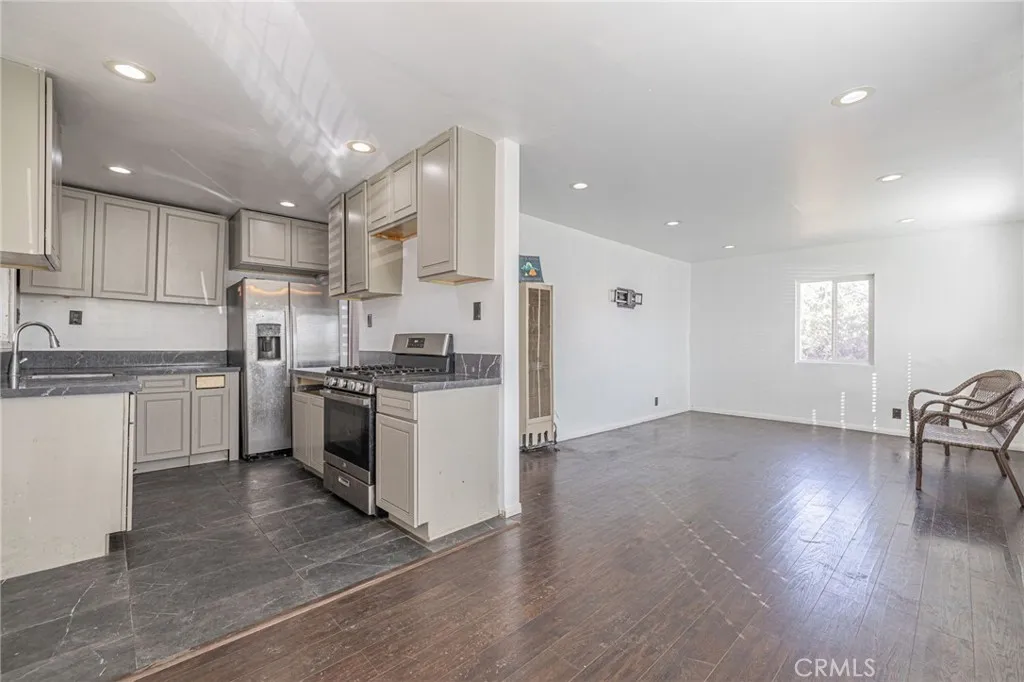 Additional image 11 of 1201 S Grandee Ave, Compton, CA 90220