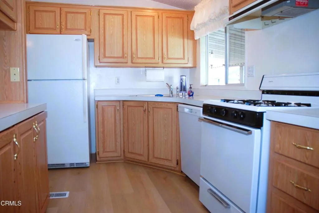 Additional image 4 of 4388 E Central Avenue Unit 63, Camarillo, CA 93010