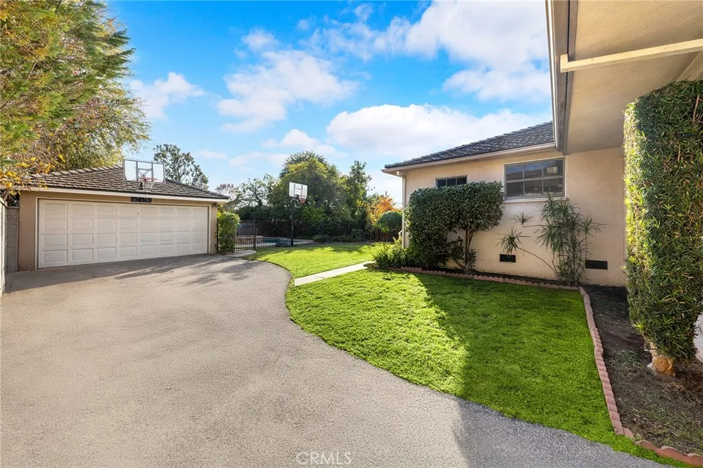 Additional image 58 of 2270 Brentford Rd, San Marino, CA 91108