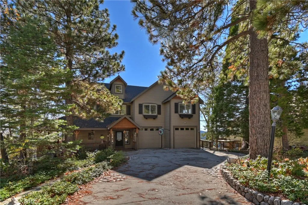 Property image for 27685 St Bernard Ln, Lake Arrowhead, CA 92352