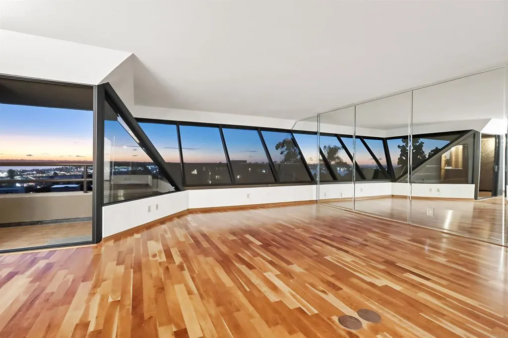 Additional image 133 of 230 W Laurel Street Unit 502, San Diego, CA 92101