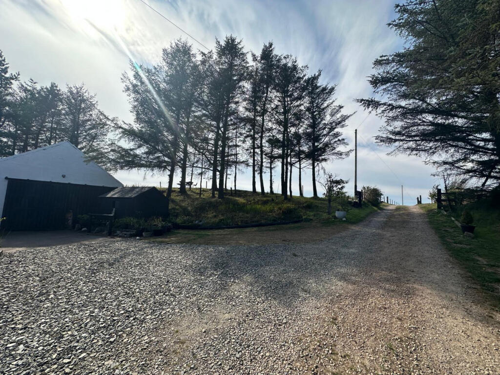 Additional image 27 of Cross Slacks, Banff, AB45