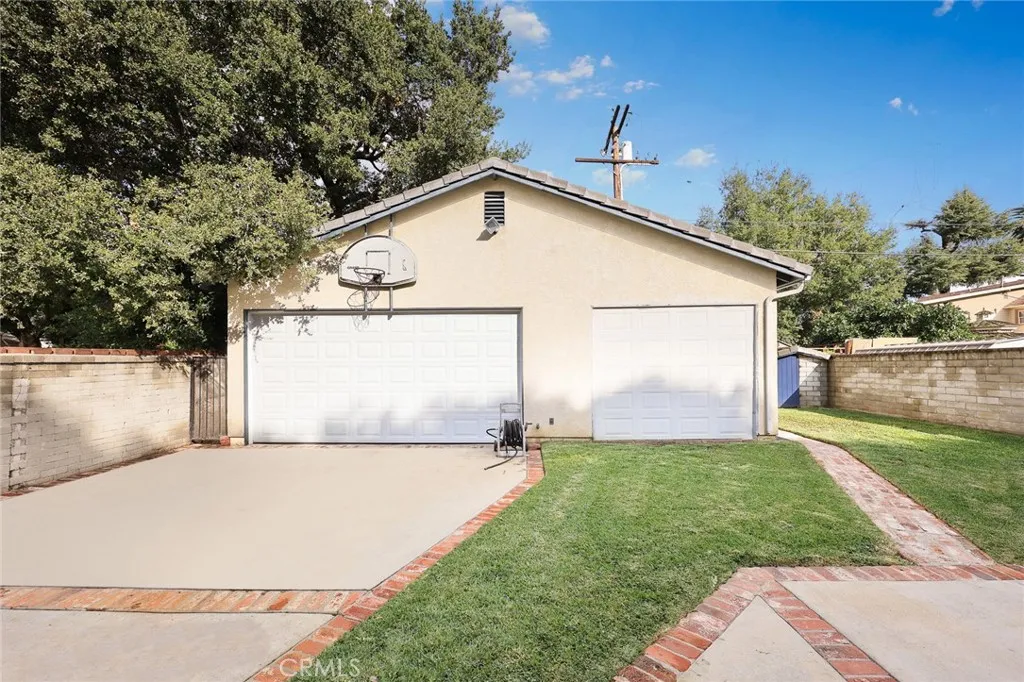 Additional image 42 of 204 N Vega Street, Alhambra, CA 91801