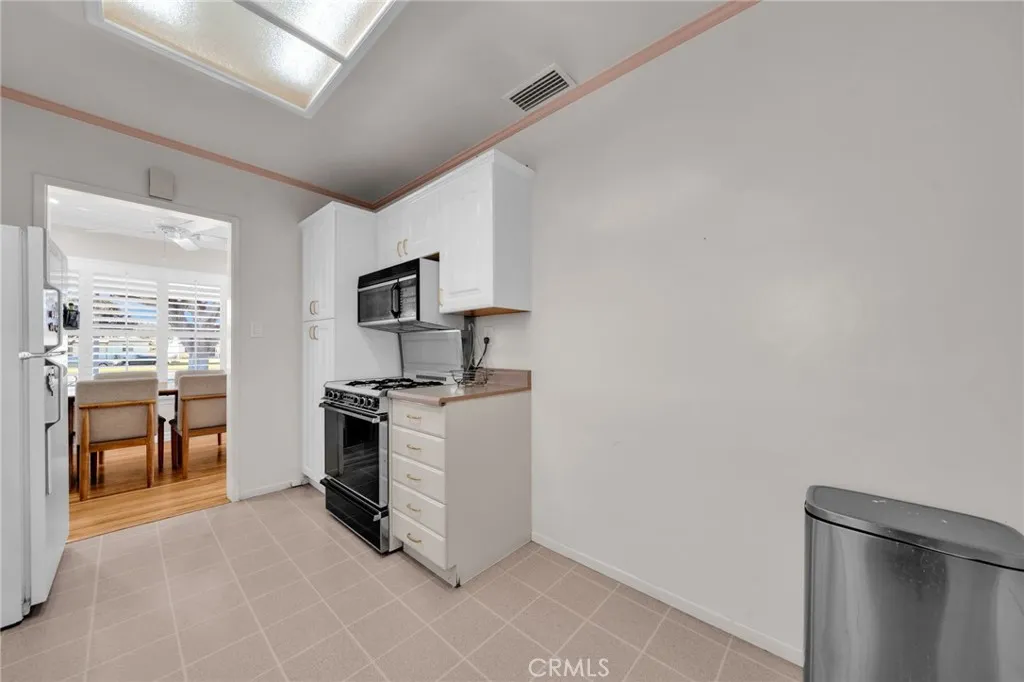 Additional image 19 of 5514 Bellflower Blvd, Lakewood, CA 90713