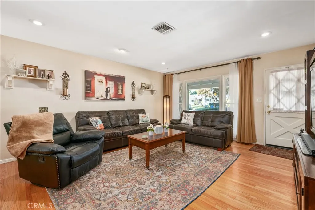 Additional image 6 of 16458 Calahan, North Hills, CA 91343