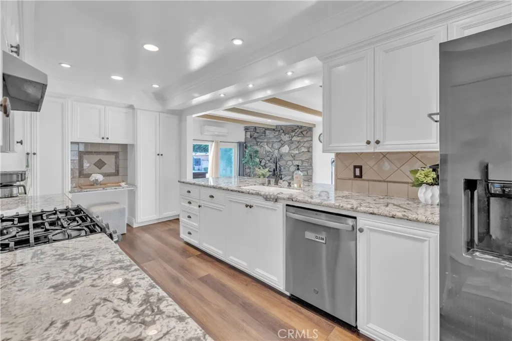 Additional image 4 of 3220 Ostrom Ave, Long Beach, CA 90808