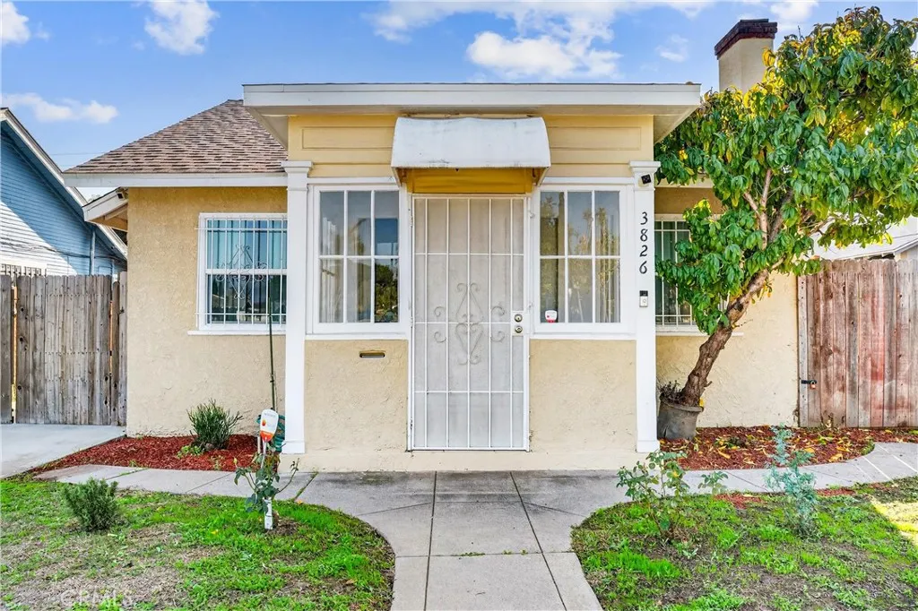 Additional image 3 of 3826 W 64th St, Inglewood, CA 90302