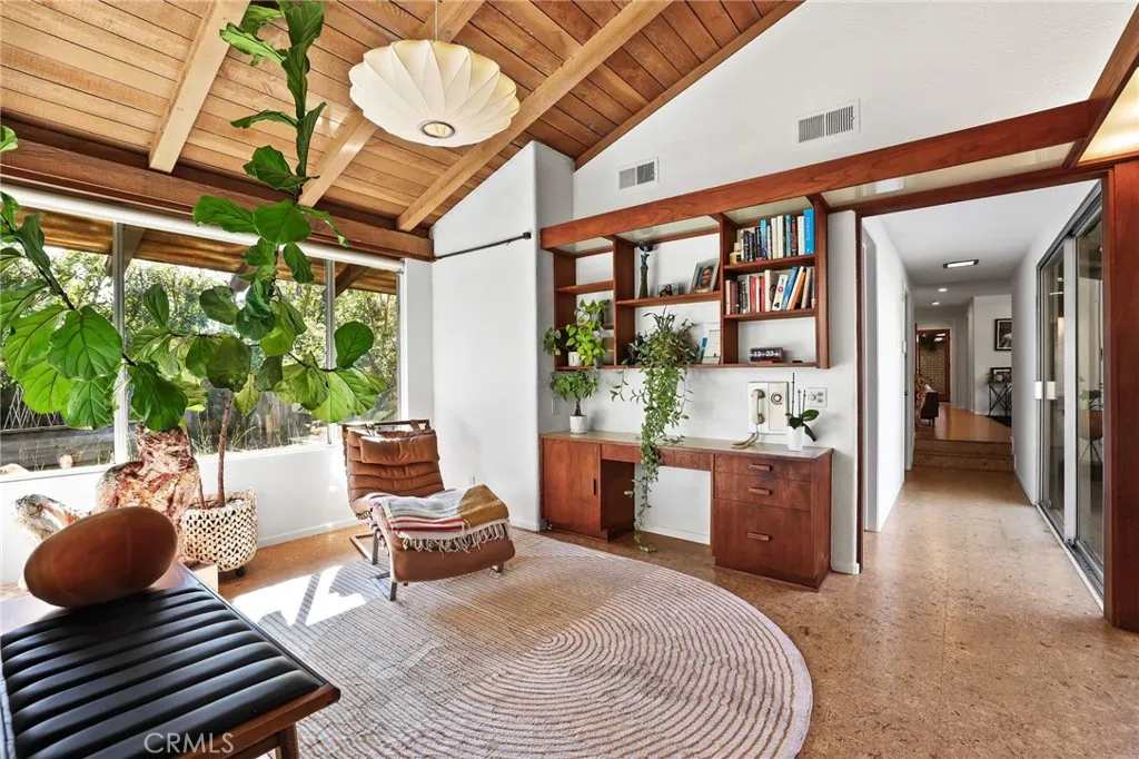 Additional image 57 of 4123 North Virginia Road, Long Beach, CA 90807