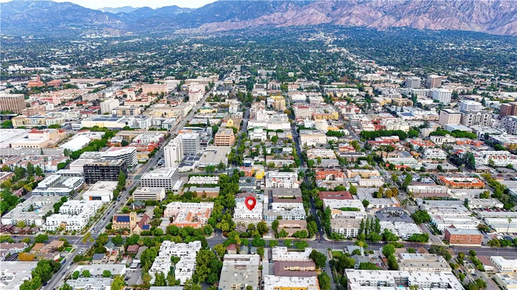 Additional image 90 of 288 S Oakland Ave Unit 211, Pasadena, CA 91101