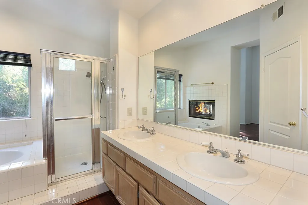 Additional image 78 of 961 S Lone Pine Ln, Anaheim Hills, CA 92808