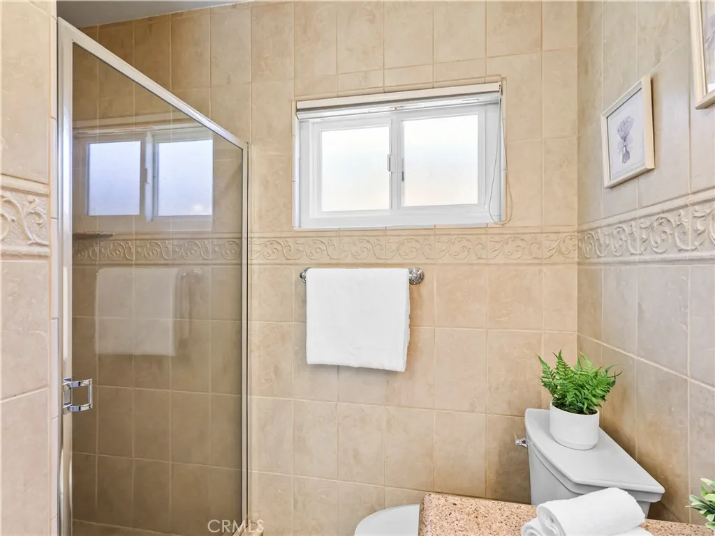 Additional image 28 of 15354 Runnymede Street, Van Nuys, CA 91406