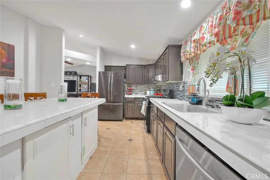 Additional image 9 of 26311 Jackson Ave Unit 53, Murrieta, CA 92563